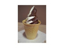 Mała gastronomia - lody włoskie.